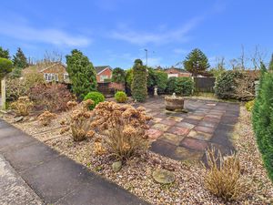 Front Garden- click for photo gallery